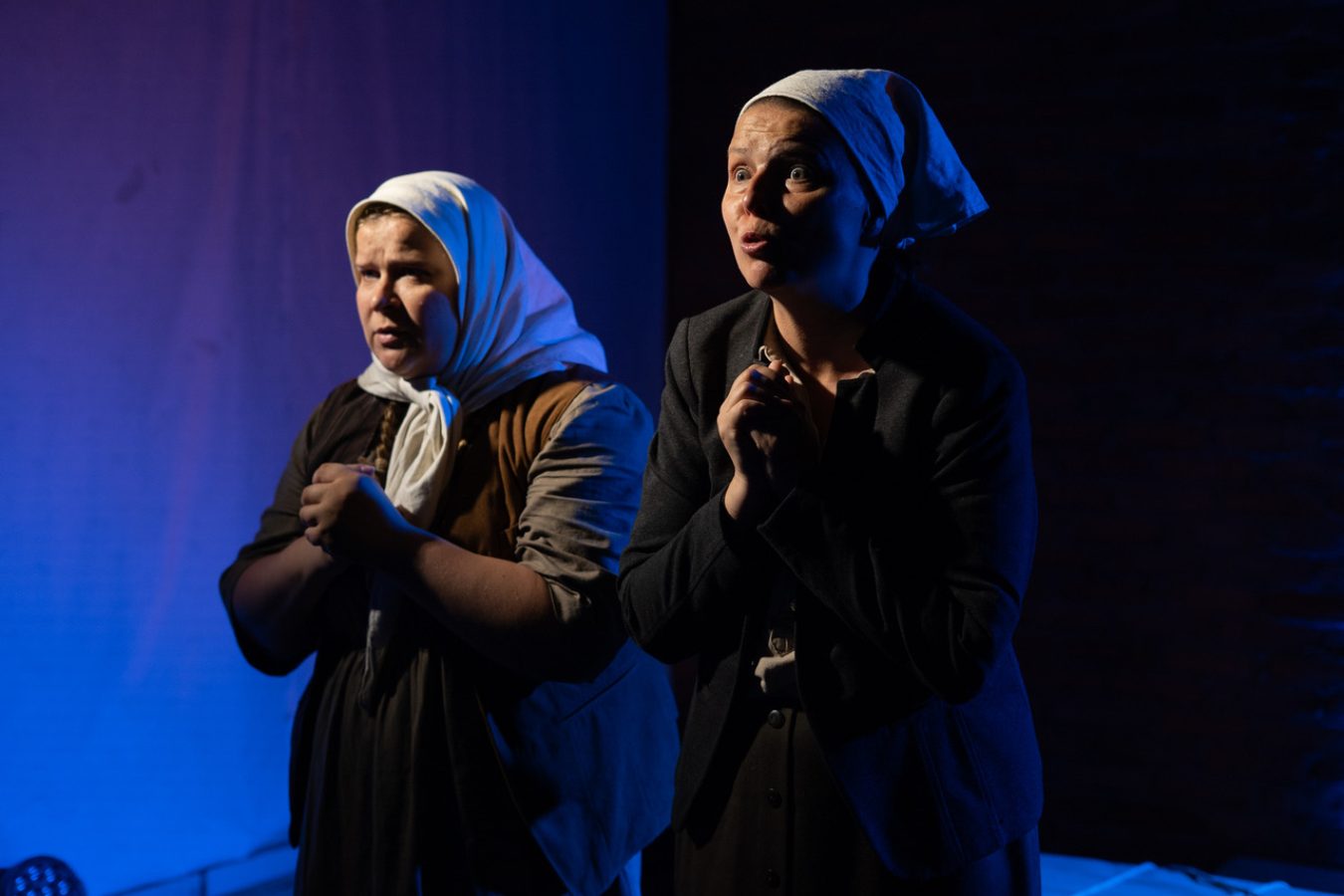 Bieżeńcy, kobiety, BY Teatr